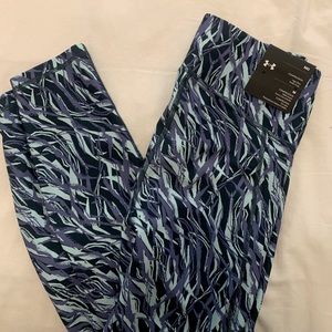 NWT Under Armour Cropped Leggings